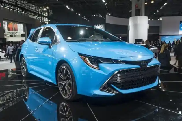 Foto - Corolla Hatchback Generasi Terbaru Versi AS Mulai Diproduksi