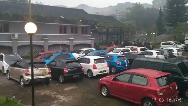 Foto - Pantauan Harga Toyota Etios Valco Bekas