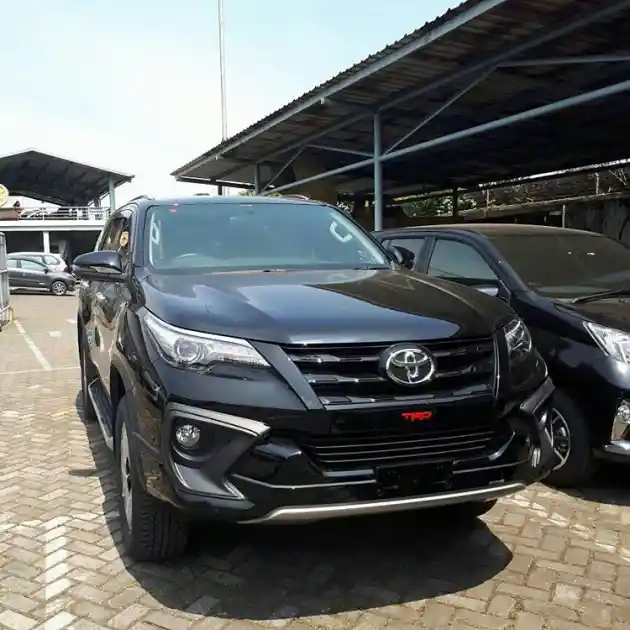 Foto - Fortuner Bonus PCX, Pajero Sport Bonus Apa?