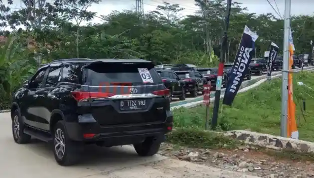 Foto - Ketika Para Pengatur Lalulintas Udara Hobi Touring, Auto2000 Dukung Penuh