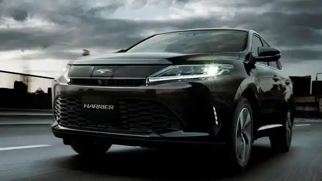 Foto - Toyota Harrier Facelift 2017 Resmi Meluncur di Jepang, Ini Detailnya