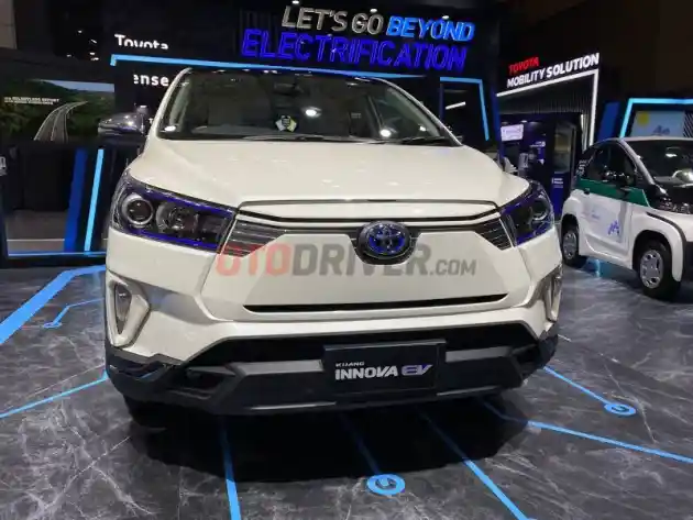 Foto - Toyota Kijang Innova EV Concept Resmi Melantai Di IIMS 2022 (8 FOTO)