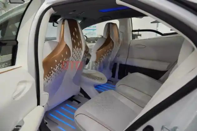 Foto - TMS 2019 : Toyota Kenalkan Mobil Masa Depan Berteknologi AI