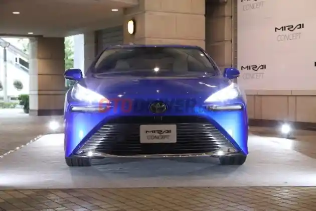 Foto - Intip Kehebatan Toyota Mirai Terbaru Yang Meluncur Bulan Depan