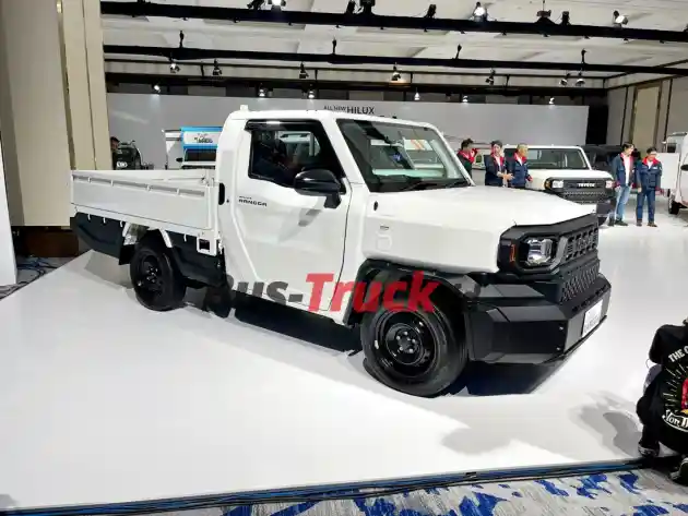 Foto - Inilah Harga Resmi Toyota All New Hilux Rangga