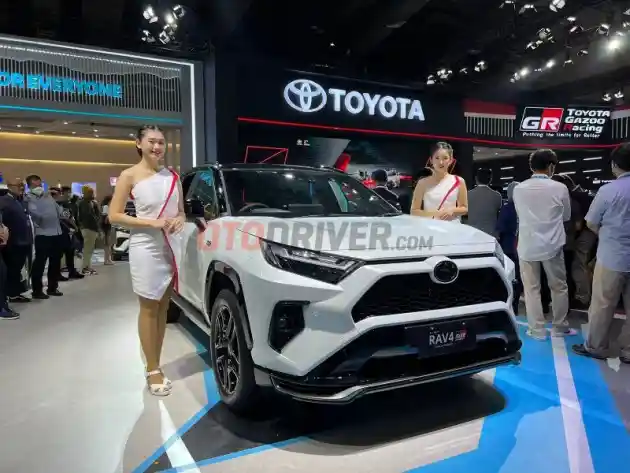 Foto - Toyota Masih Terlaris di Dunia, Tapi Kesulitan Jualan di China