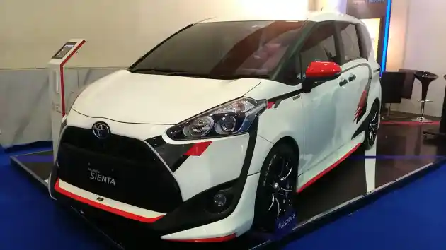 Foto - Toyota Sienta Ini Beri Inspirasi Modifikasi Ringan Selama AutoPro 2017