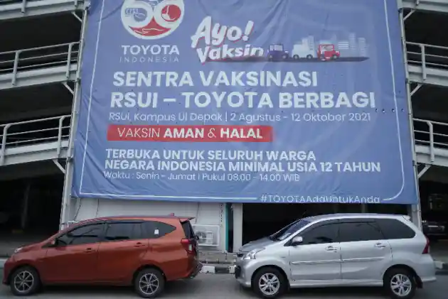 Foto - Toyota-RSUI Gelar Vaksinasi Covid-19, Target 50.000 Dosis