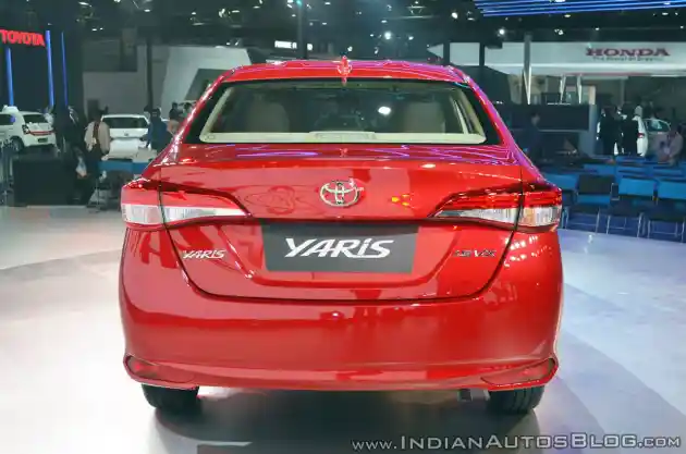 Foto - Toyota Vios Model Terbaru Rilis di India