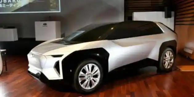 Foto - Crossover Listrik Toyota Dipastikan Meluncur April Mendatang Dengan Platform e-TNGA