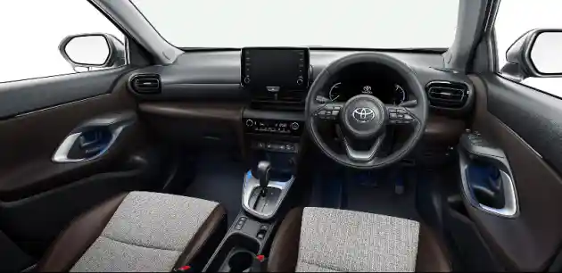 Foto - Toyota Yaris Cross Resmi Diluncurkan, Begini Spesifikasinya