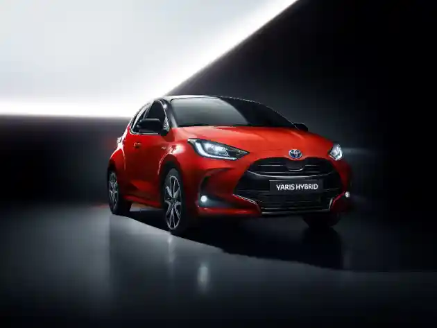 Foto - Mazda 2 Selanjutnya Akan Dibangun Menggunakan Basic Yaris Hybrid