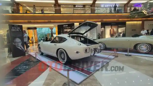 Foto - Menikmati Langsung Toyota 2000GT, Karya Seni Anak Bangsa