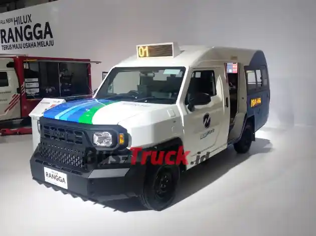 Foto - Varian Baru, Toyota Hilux Champ Sasis Super Pendek