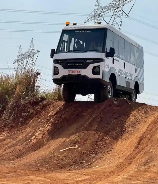 Foto - Trijaya Union, Jagoan Karoseri Bus Dari Tangerang