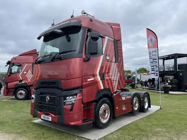 Foto - Truckfest, Nongkrongnya Anak Truk