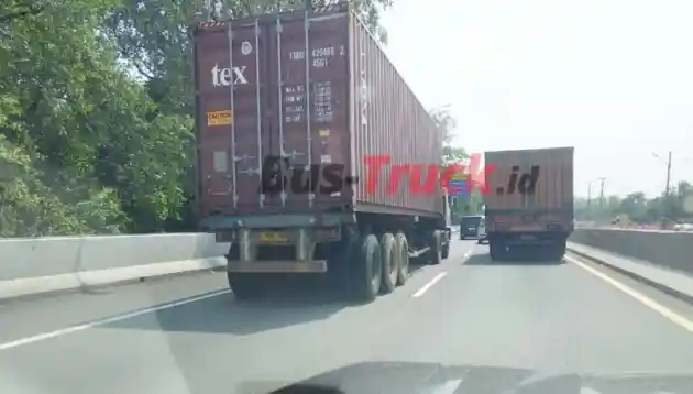 Foto - Kemenhub Dalami Penyebab Kecelakaan Truk Di Tol Purbaleunyi