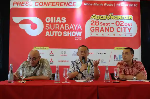 Foto - GIIAS 2016 di BSD Sukses, GAIKINDO Lanjut Gelar GIIAS Surabaya!