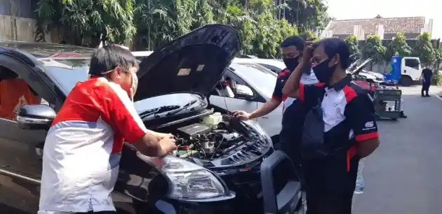 Foto - Service Bareng Jadi Agenda Komunitas Ini di Tengah Pandemi Corona