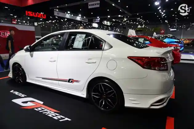 Foto - Toyota Hadirkan Vios TRD Dalam Jumlah Terbatas!