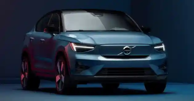 Foto - Simak Bocoran Crossover Full Listrik Pertama Volvo Yang Diproduksi Tahun Ini