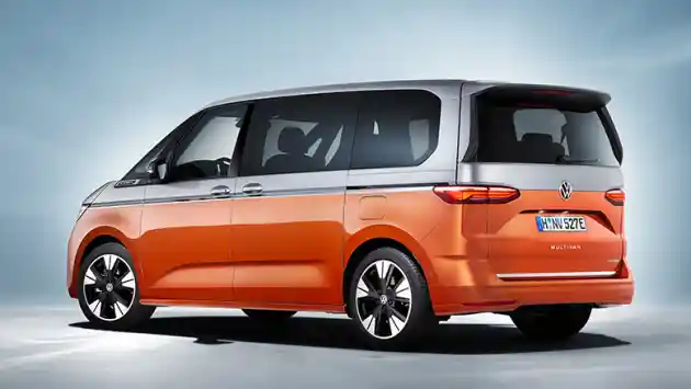 Foto - Volkswagen T7 Multivan Akan Dipasarkan 2022