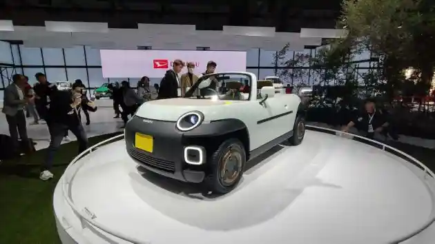 Foto - Daihatsu Pamerkan Lima Mobil Konsep Masa Depan di Japan Mobility Show 2023
