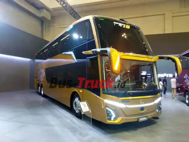 Foto - Bus Double Decker Dan Sleeper Kini Makin Sempit?