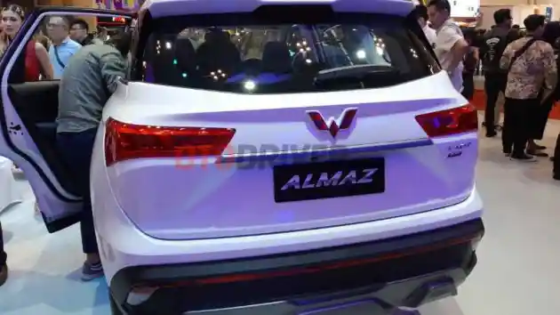 Foto - Konsumen Wuling Almaz Lama Pasang Voice Command Gratis