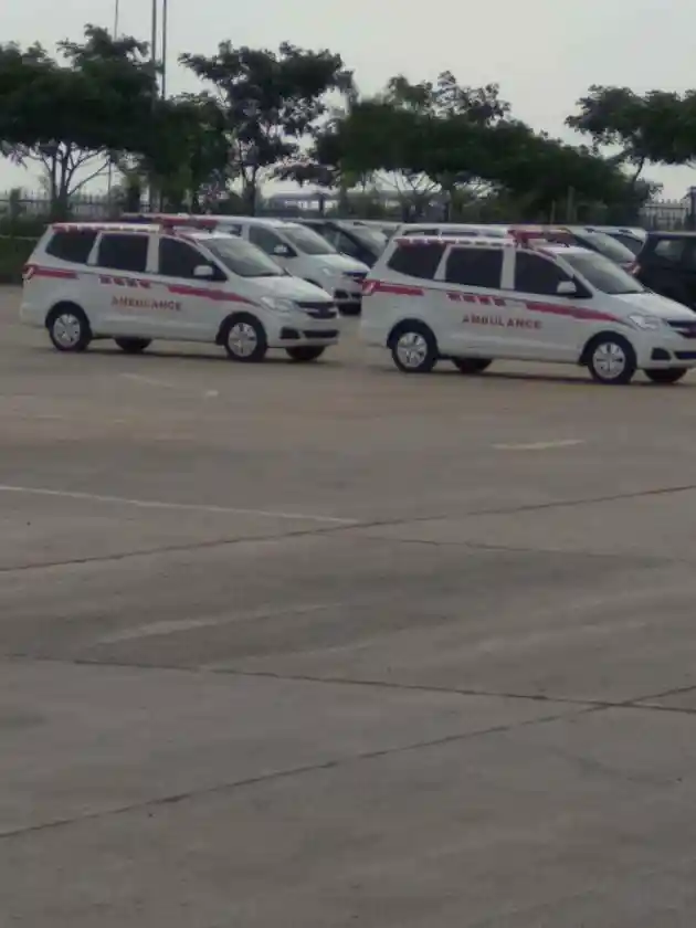 Foto - Seperti Ini Jika Wuling Confero Jadi Ambulance (6 Foto)