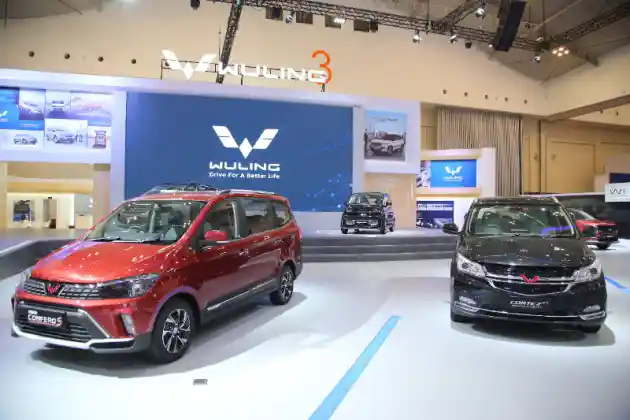 Foto - Daftar Harga WULING Terbaru (November 2021)