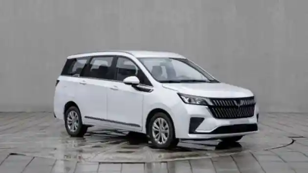 Foto - Intip Spesifikasi Wuling Jiachen, Sang Penantang Toyota Innova