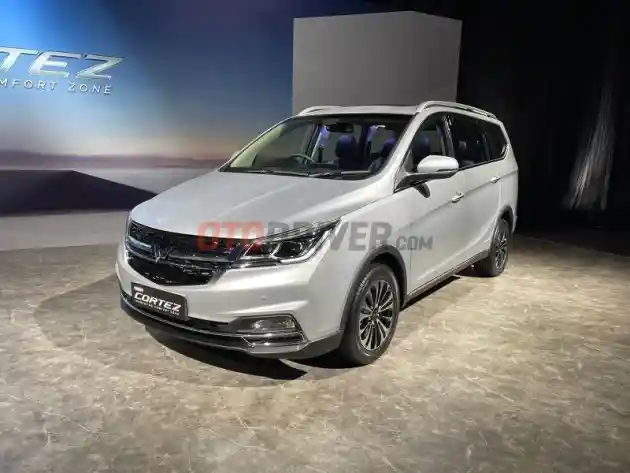 Foto - Deretan Mobil Baru Yang Bakal Melantai DI IIMS 2022