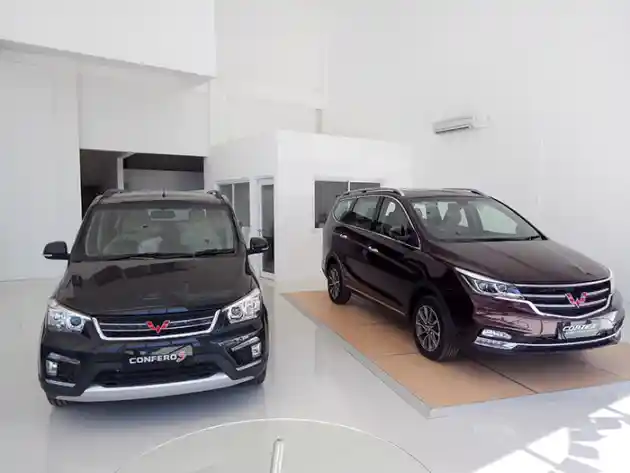 Foto - Wuling Akhirnya Buka Dealer Pertama di Ranah Minang