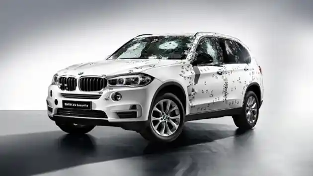 Foto - Update Mobil Baru Kepresidenan Versi BMW Indonesia