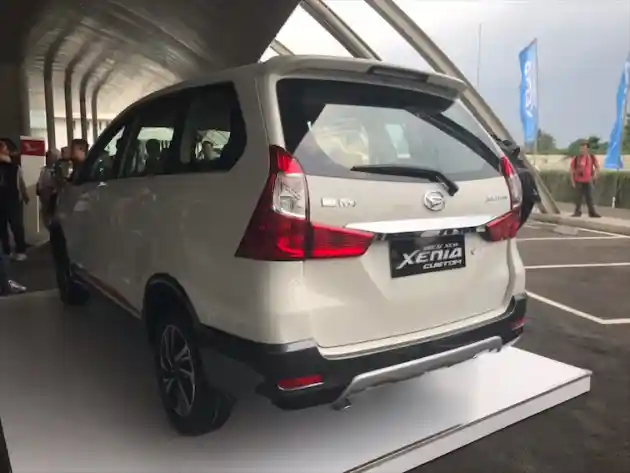 Foto - Daihatsu Xenia Siap Kalah Laku Dari Mitsubishi Xpander