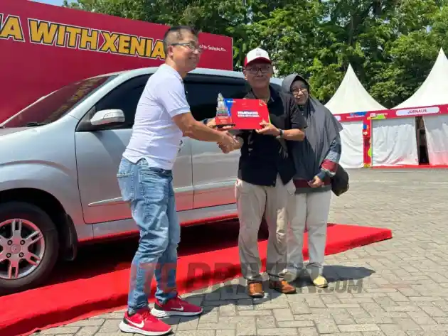 Foto - Xenia Ini Sabet Gelar Xetia With Xenia Di Daihatsu Kumpul Sahabat Sidoarjo