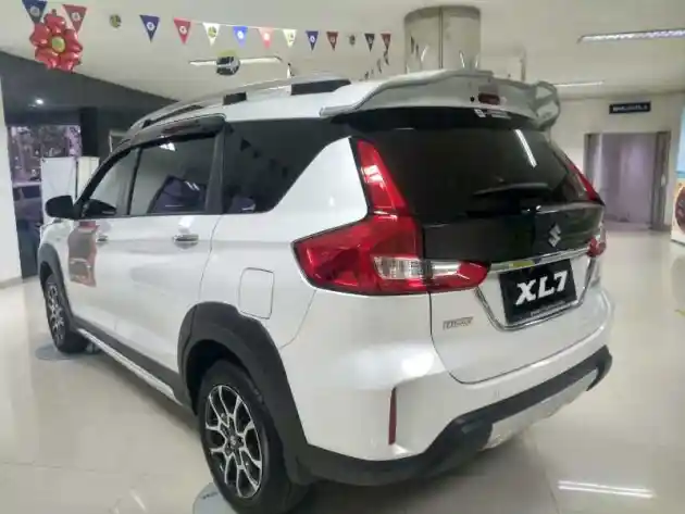 Foto - Suzuki XL7 Bisa Diangsur Mulai Rp 4 Jutaan, Begini Caranya