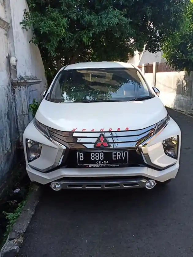 Foto - Ketika Pedagang Ketupat Sayur Membeli Mitsubishi Xpander