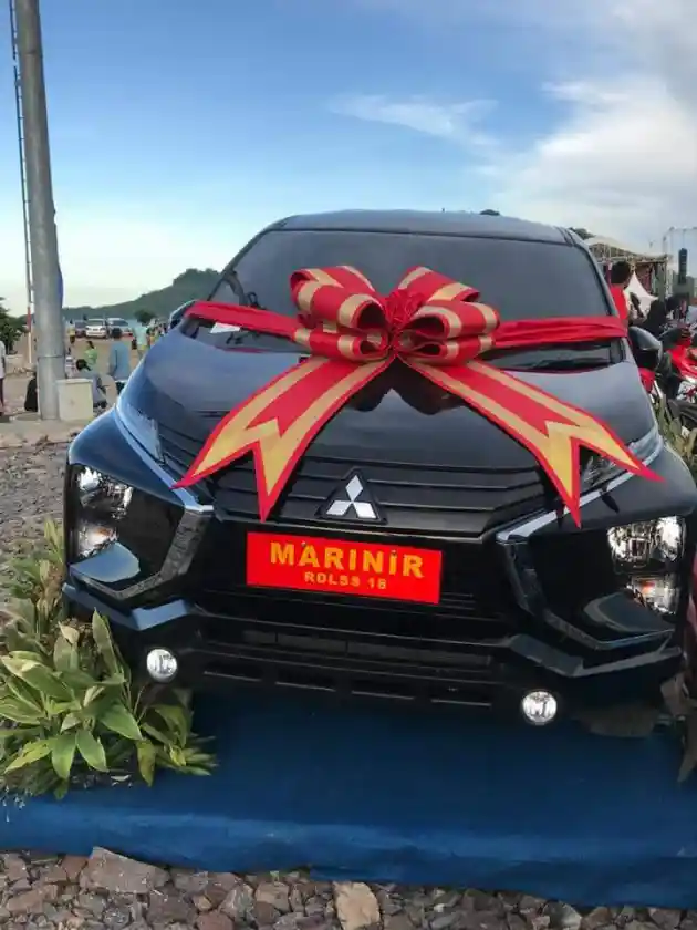 Foto - Anggota Marinir TNI AL Berprestasi Perkuat Komunitas Mitsubishi Xpander