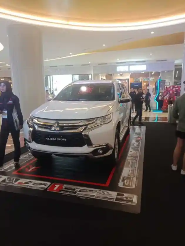 Foto - Mitsubishi Pajero Sport Full Promo dalam Pameran Satu ini