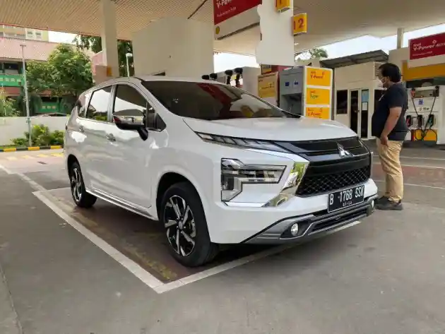 Foto - Mitsubishi: Penjualan Mobil Hybrid Meningkat Akibat Toyota Dan Suzuki