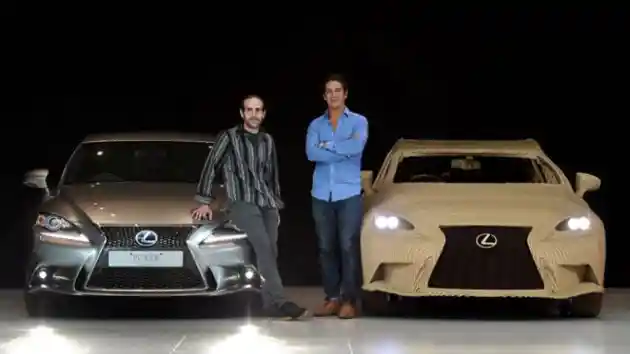 Foto - VIDEO: Lexus Ini Terbuat Dari Kardus Dan Berfungsi