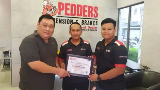 Foto - Buka Dealer Resmi Pertama, Pedders Suspension Semakin Serius Garap Pasar Indonesia