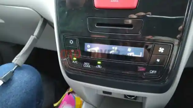 Foto - FIRST DRIVE: Daihatsu Xenia 1.5 R Deluxe MT 2019