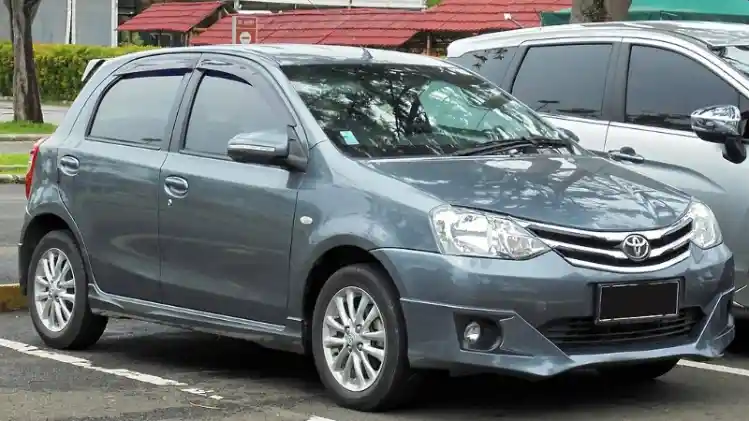 Pantauan Harga  Toyota  Etios  Valco  Bekas 