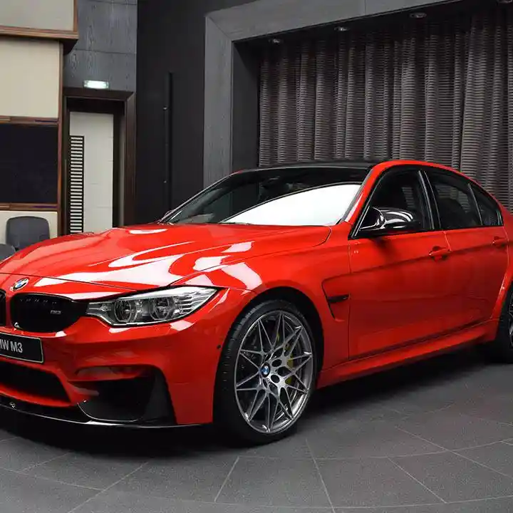  BMW  Berikan Warna  Merah  Menyala Pada M3 Competition Package