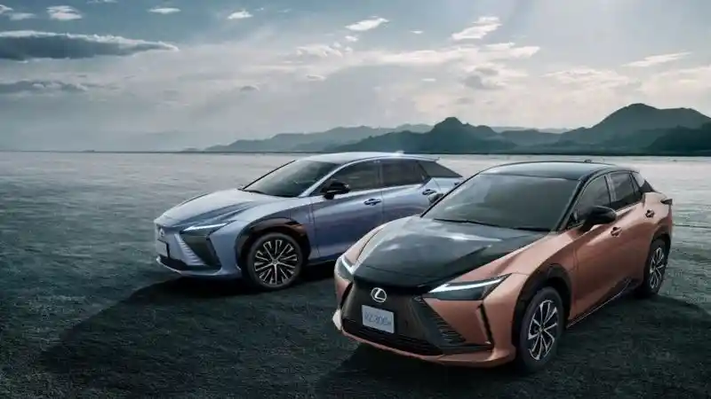 Lexus Luncurkan Rz E Suv Listrik Berjarak Tempuh Km